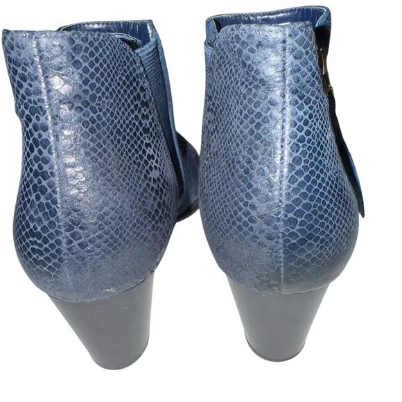 Vionic 322 Anne Women Navy Suede Snake Texture Orthotic Side Zip Ankle Boots 8.5 - Picture 7 of 9